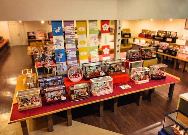 雛人形　羽子板　破魔弓